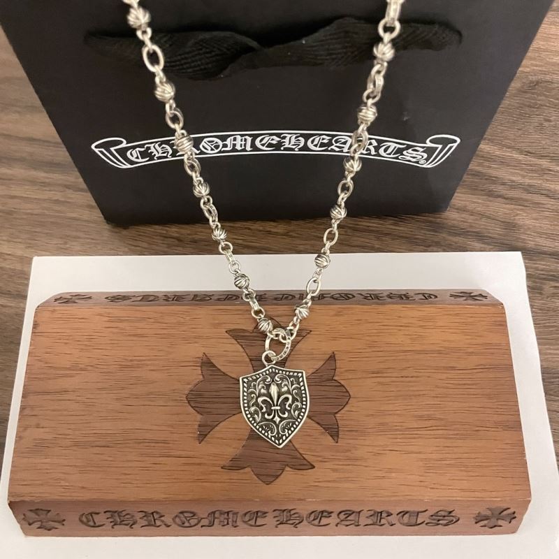 Ch**me He**ts necklaces